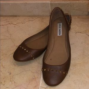 Steve Madden Tan Brown Leather Studded Flats